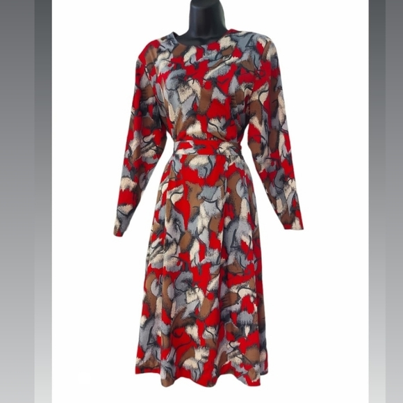 Blouse & Skirt Set - Picture 1 of 13